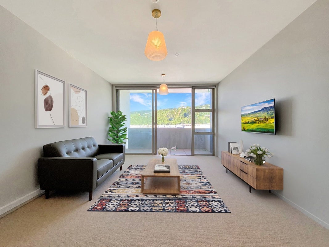 301/2 Campbell Terrace, Petone, Lower Hutt - Carousel 2