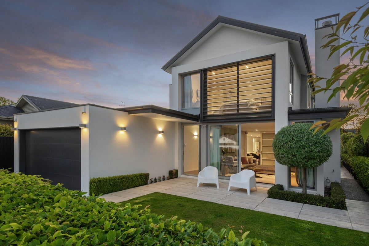 35 Puriri Street, Riccarton, Christchurch - Carousel 1