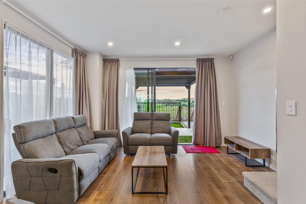 102 Tarapuka Road, Westgate, Auckland - Carousel 2