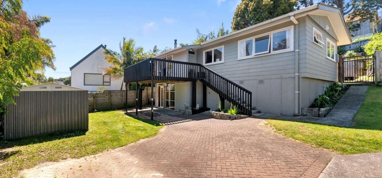 1161 Cameron Road, Gate Pa, Tauranga - Carousel 1