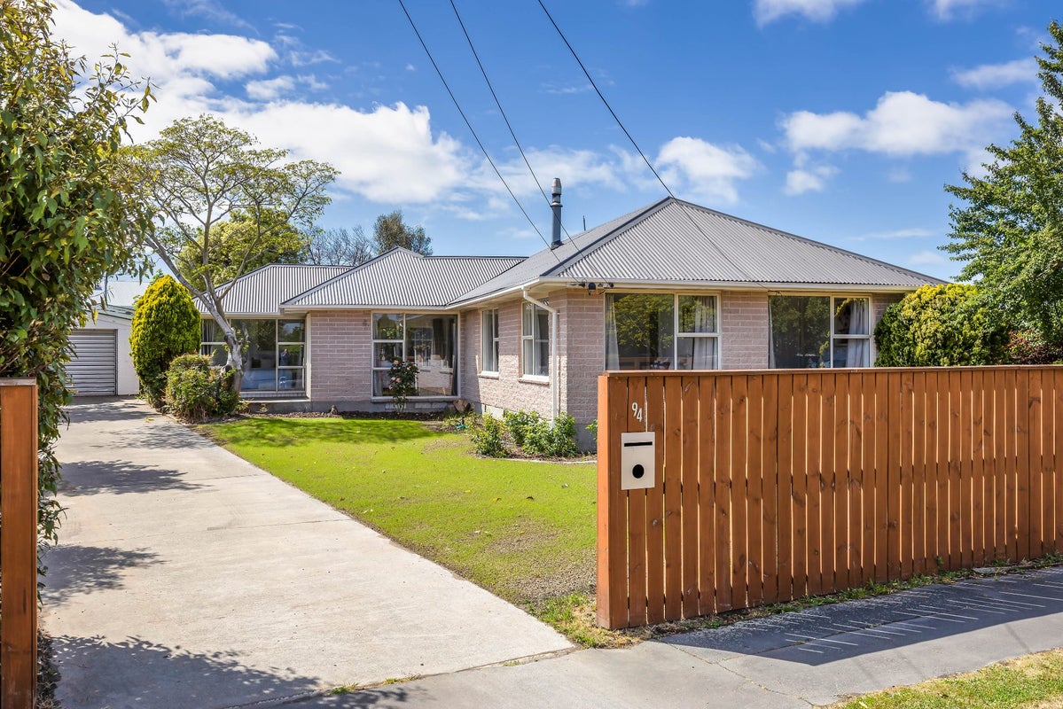 94 Greenhaven Drive, Burwood, Christchurch - Carousel 1