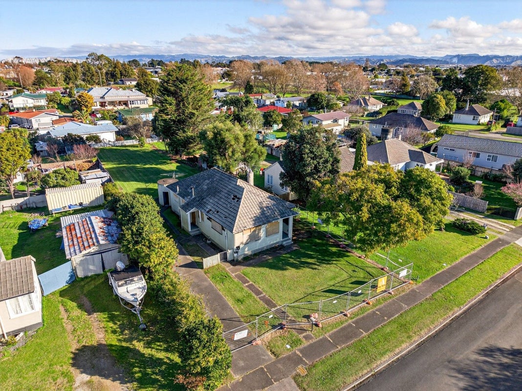 6 Totara Street, Te Hapara, Gisborne - Carousel 1