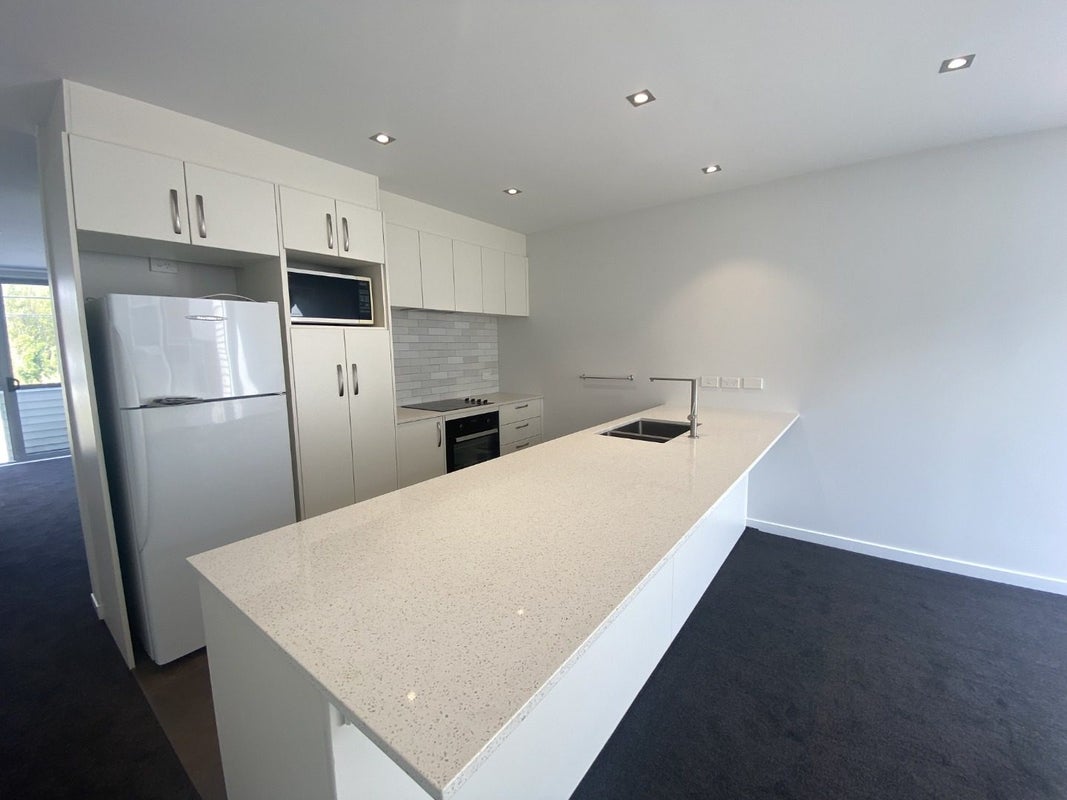 11/120 Rintoul Street, Newtown, Wellington - Carousel 2