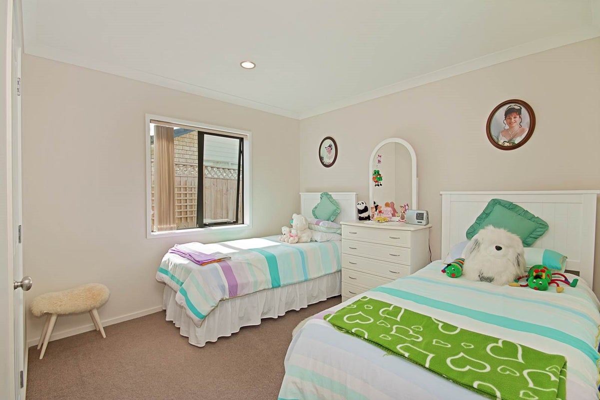 19 Ernest Shackleton Place, Waiuku, Waiuku - Carousel 7
