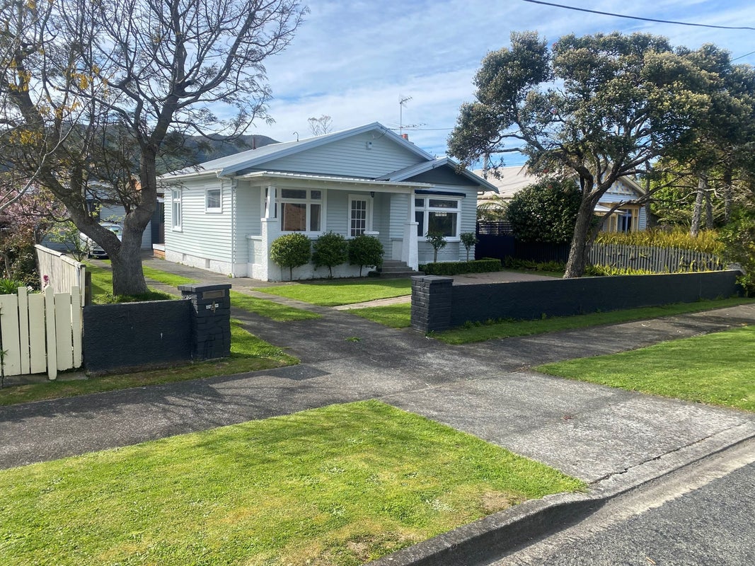4 Fuller Grove, Woburn, Lower Hutt - Carousel 1