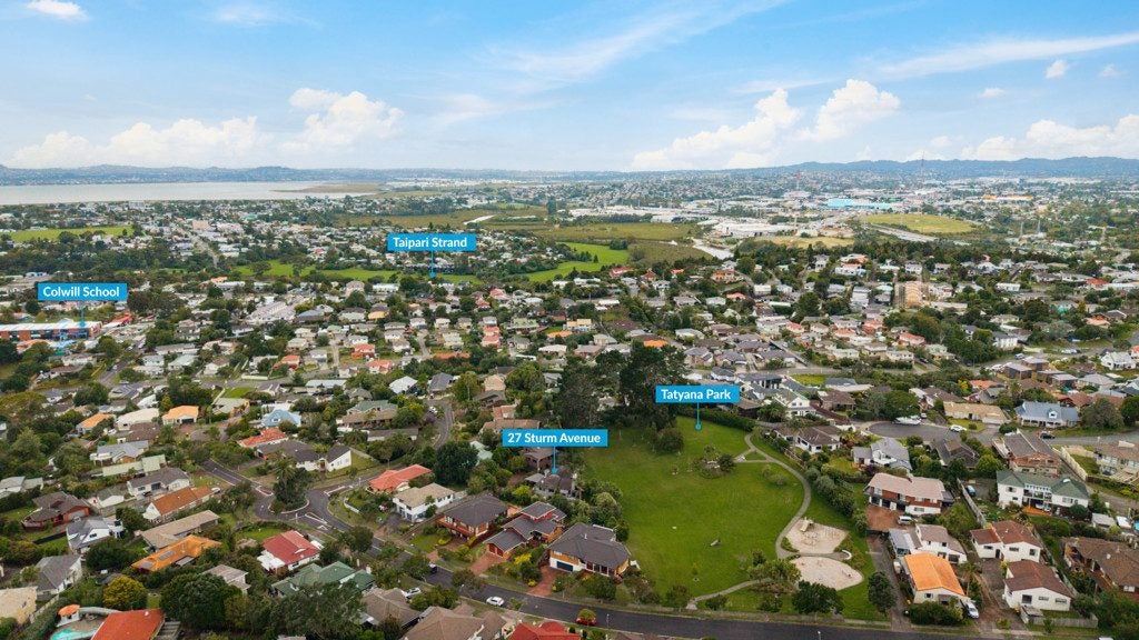 27 Sturm Avenue, Massey, Auckland - Carousel 25