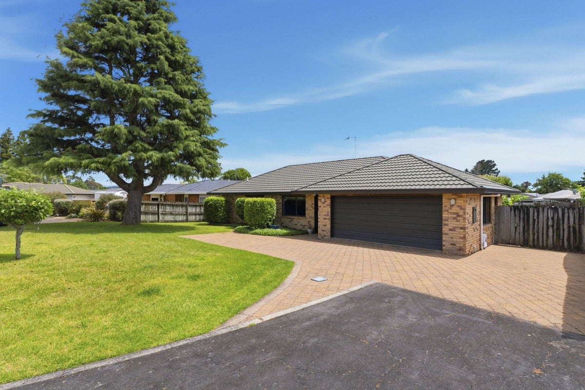 7 Burnt Oak Drive, Pyes Pa, Tauranga - Carousel 19