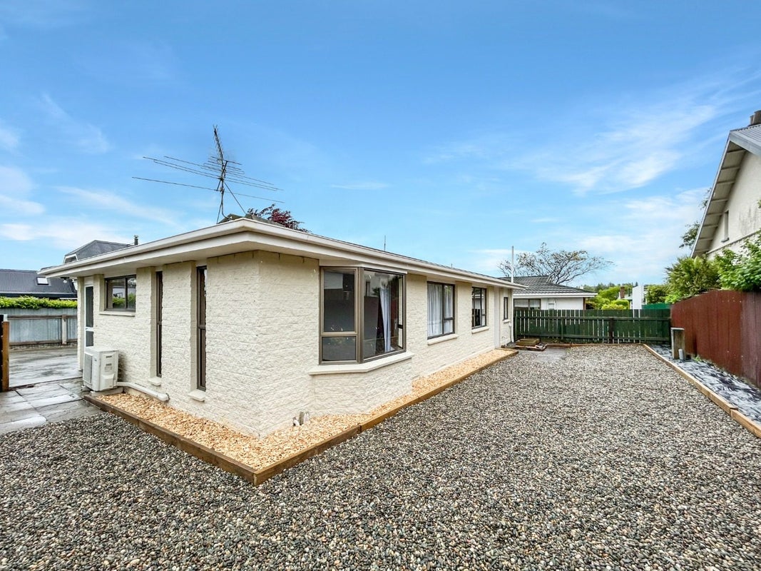 73B Antrim ST, Windsor, INVERCARGILL - Carousel 2