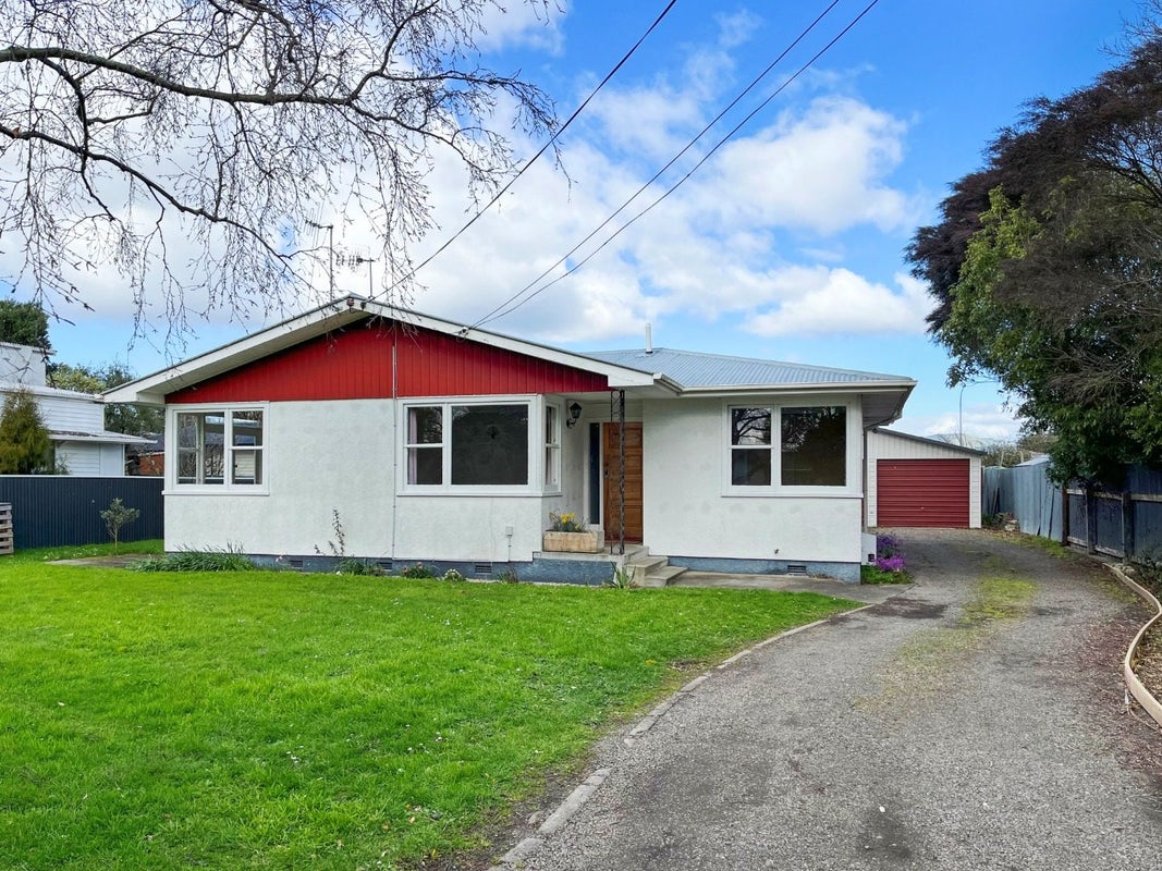 31 Newbury Street, Awapuni, Palmerston North - Carousel 1