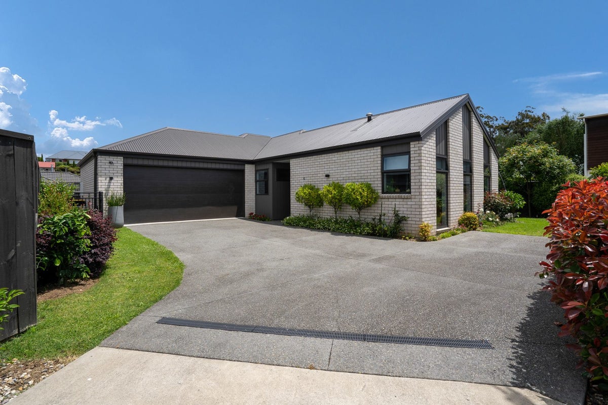1C Fairburn Place, Leamington, Cambridge - Carousel 1