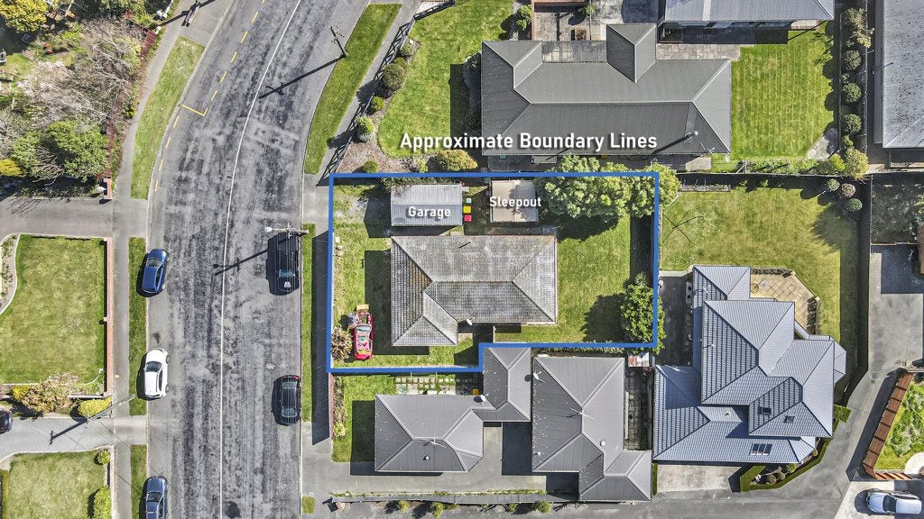 32 Bentley Street, Russley, Christchurch - Carousel 17