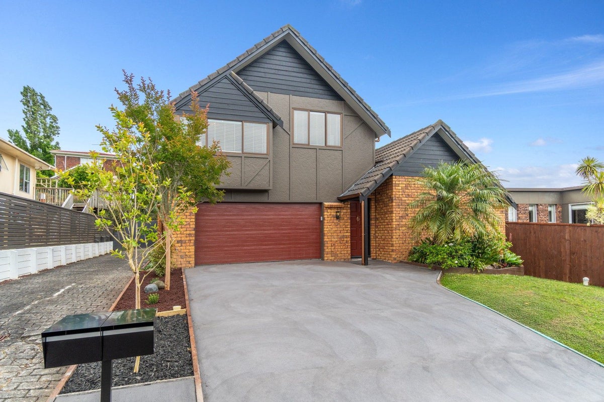 12 Steele Street, Meadowbank, Auckland - Carousel 1