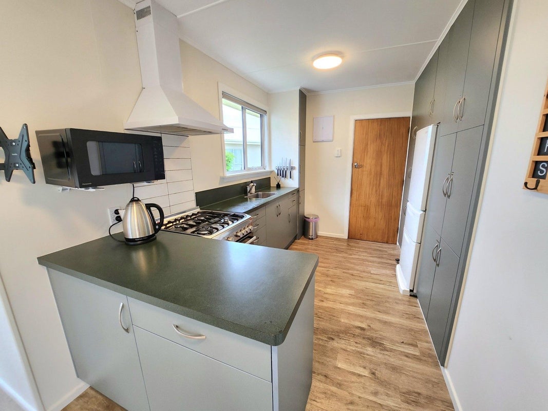 14 Oxford Street, Holmes Hill, Oamaru - Carousel 2