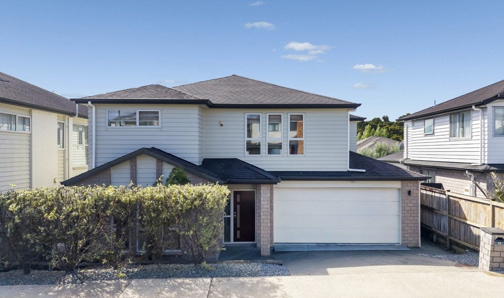 12 Conti Drive, Flat Bush, Auckland - Carousel 1