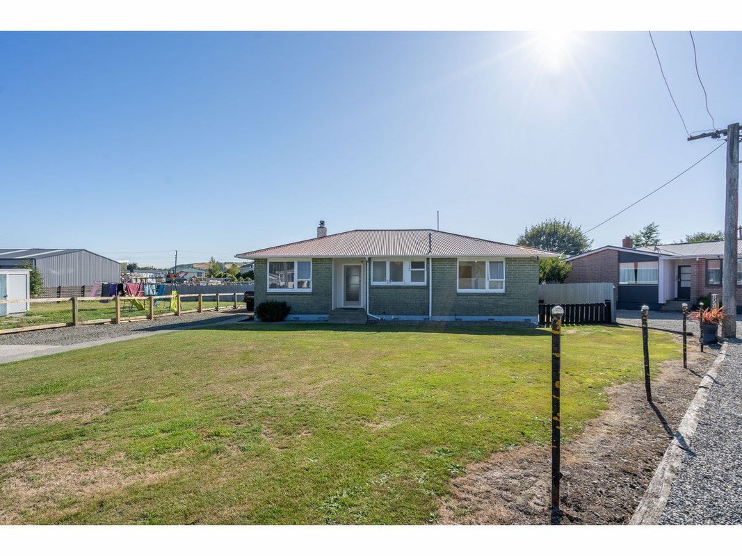 7 Anderson Place, East Gore, Gore - Carousel 2