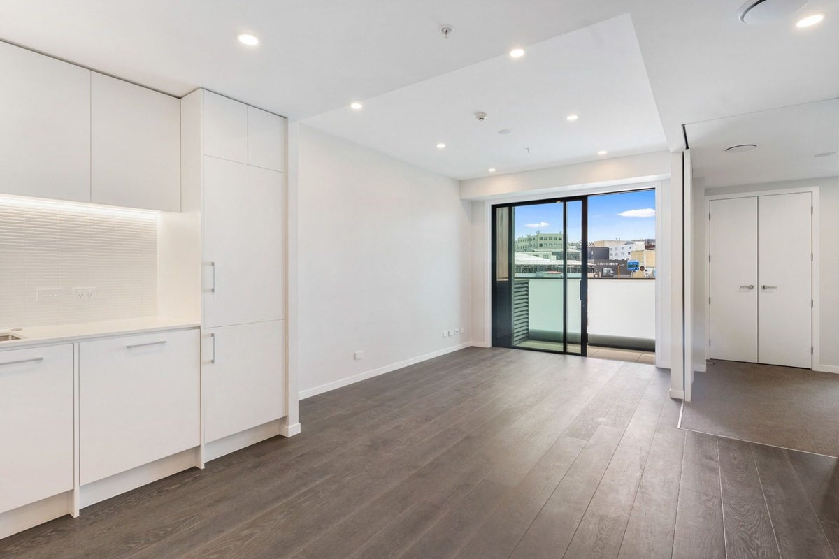 204/1 Enfield Street, Mount Eden, Auckland - Carousel 2