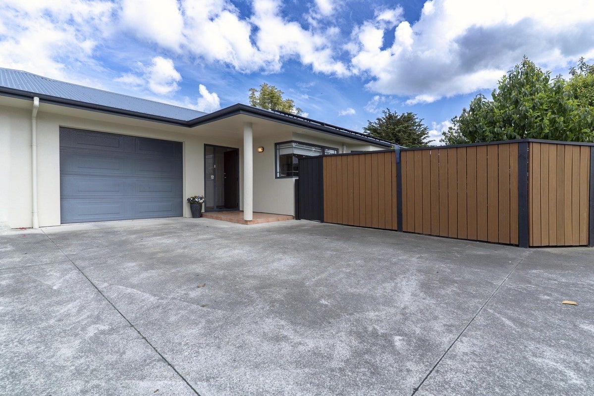 1/416 Townshend Street, Saint Leonards, Hastings - Carousel 2