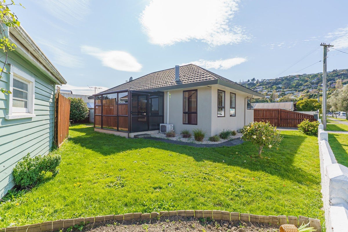 3/26 Green Street, Tahunanui, Nelson - Carousel 1
