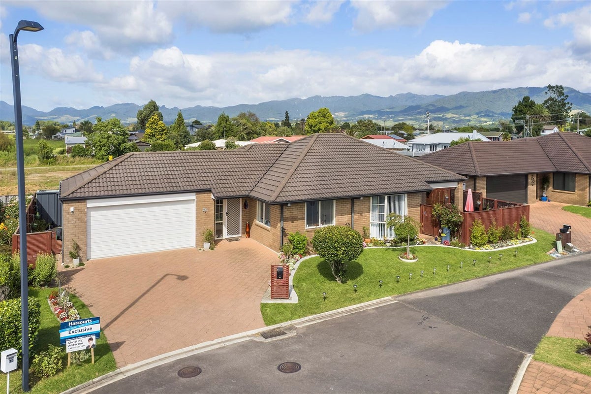 17 Cresta Drive, Katikati, Katikati - Carousel 1