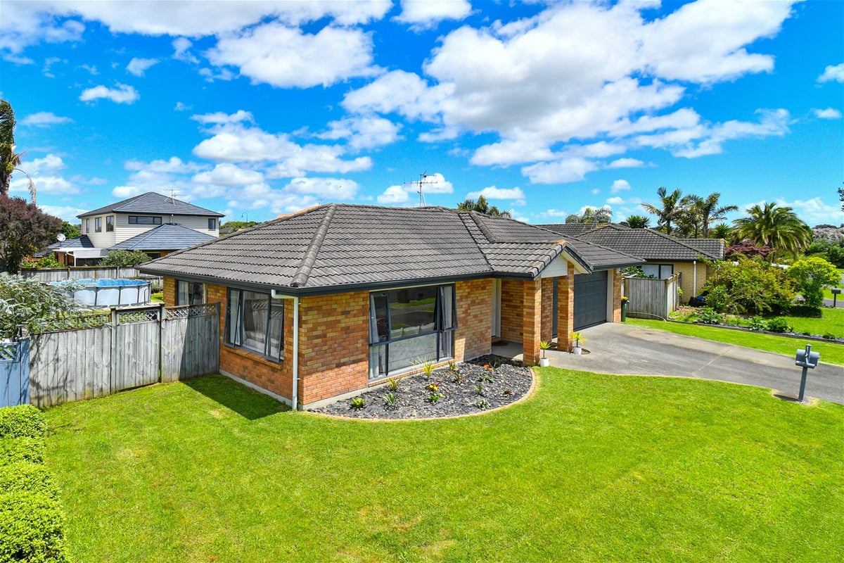 184 Wattle Farm Road, Wattle Downs, Auckland - Carousel 2