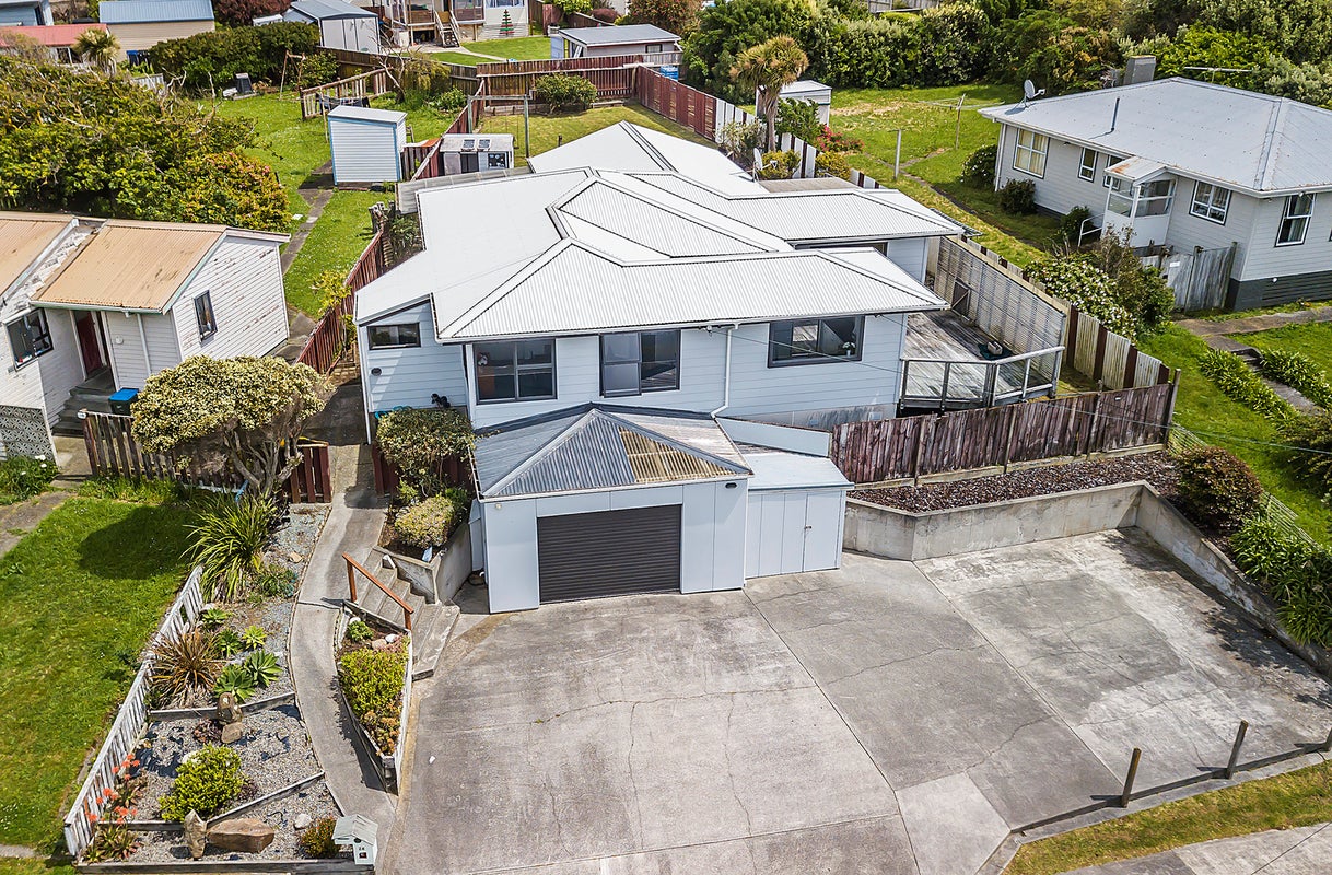 26 Waiuta Street, Titahi Bay, Porirua - Carousel 23