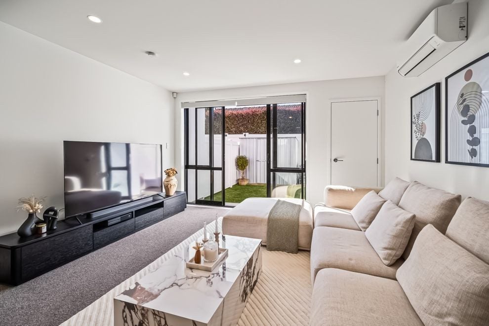 7/26 Moa Road, Point Chevalier, Auckland - Carousel 2