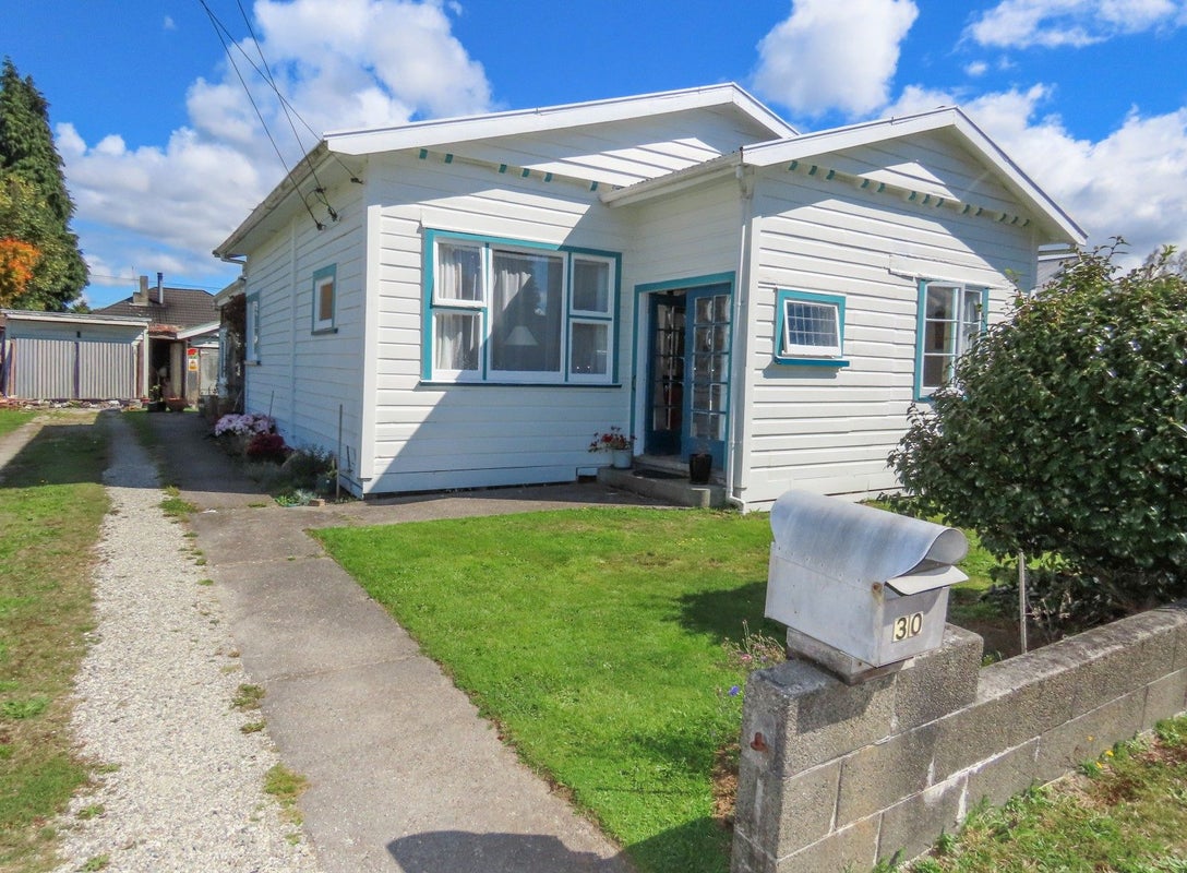 30 Main Street, Reefton, Reefton - Carousel 1