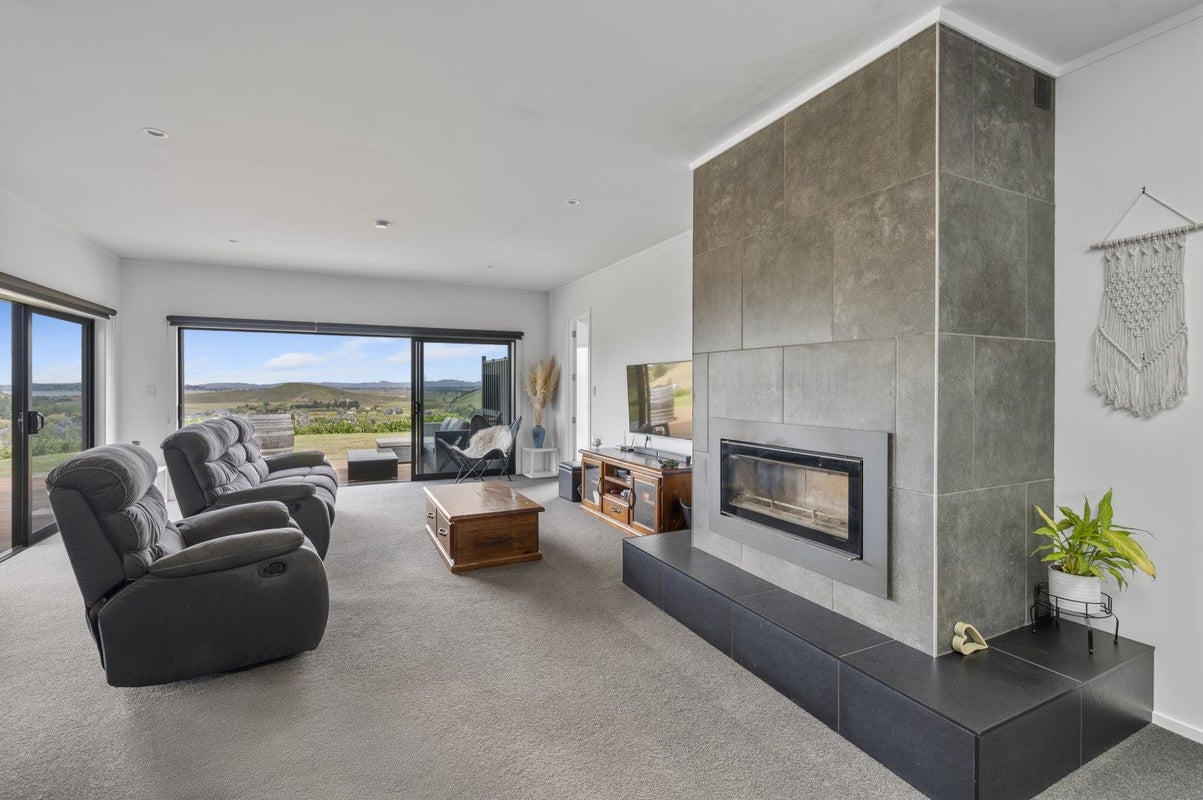 49 Seafield Road, Eskdale, Napier - Carousel 2