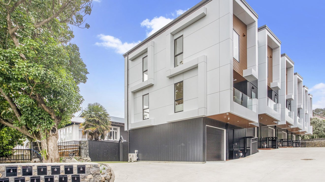 7/36 Seccombes Road, Epsom, Auckland - Carousel 1