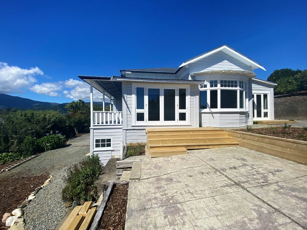 18 Victoria Heights, Stepneyville, Nelson - Carousel 2