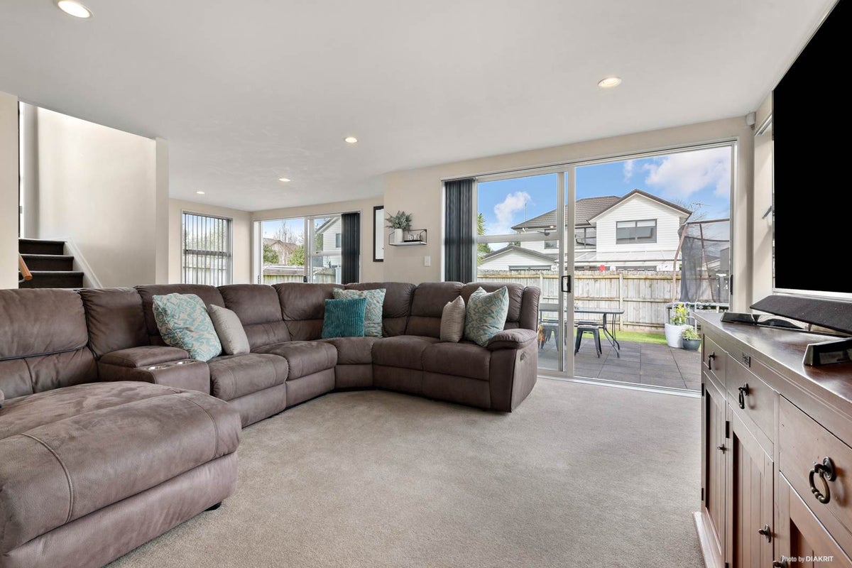 20 McGinty Street, Takanini, Auckland - Carousel 2