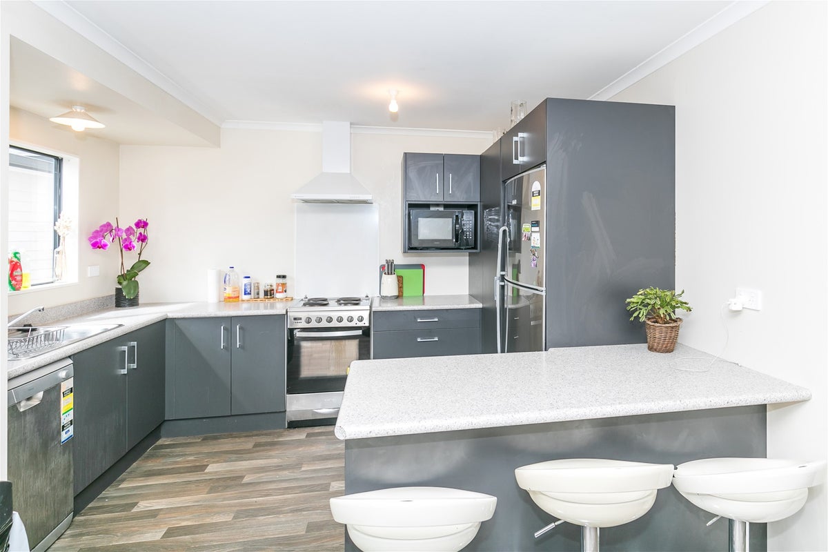 3/179 Knighton Road, Hillcrest, Hamilton - Carousel 1