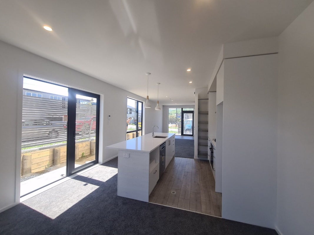 1 Tokitoki Way, Kenepuru, Porirua - Carousel 2