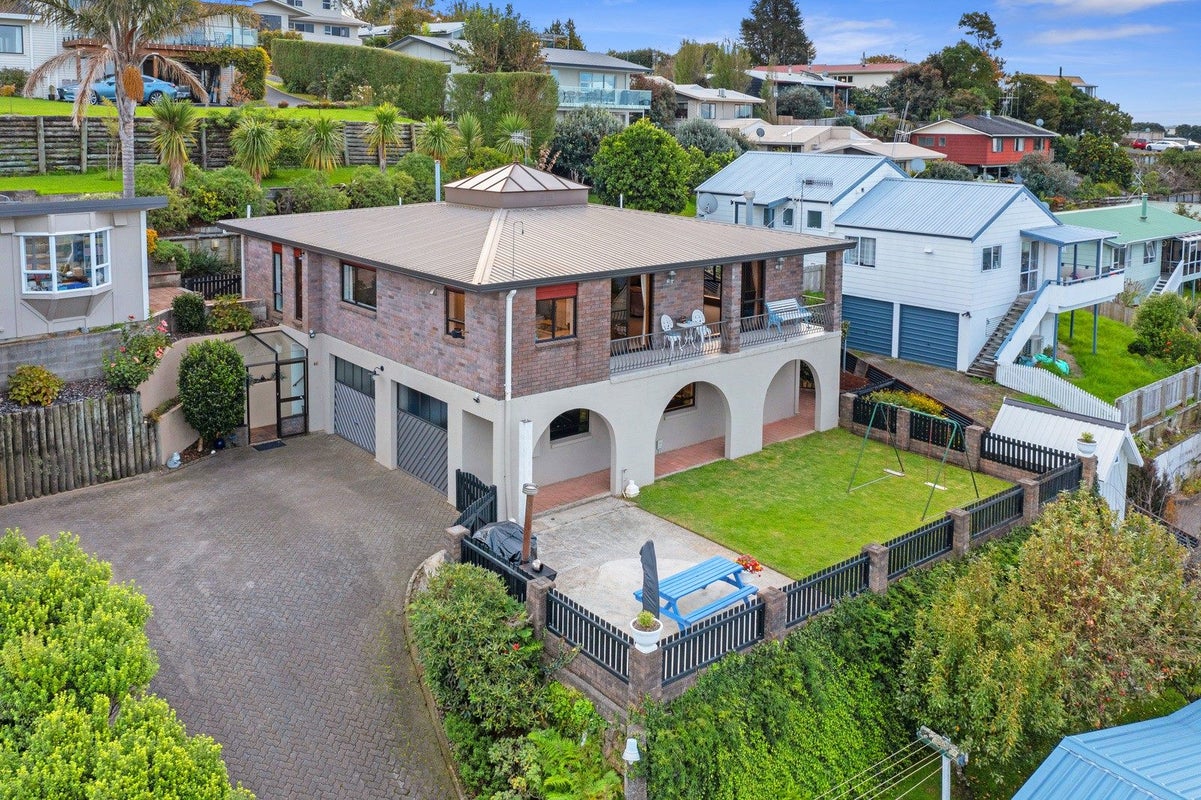 46 Windsor Road, Bellevue, Tauranga - Carousel 1