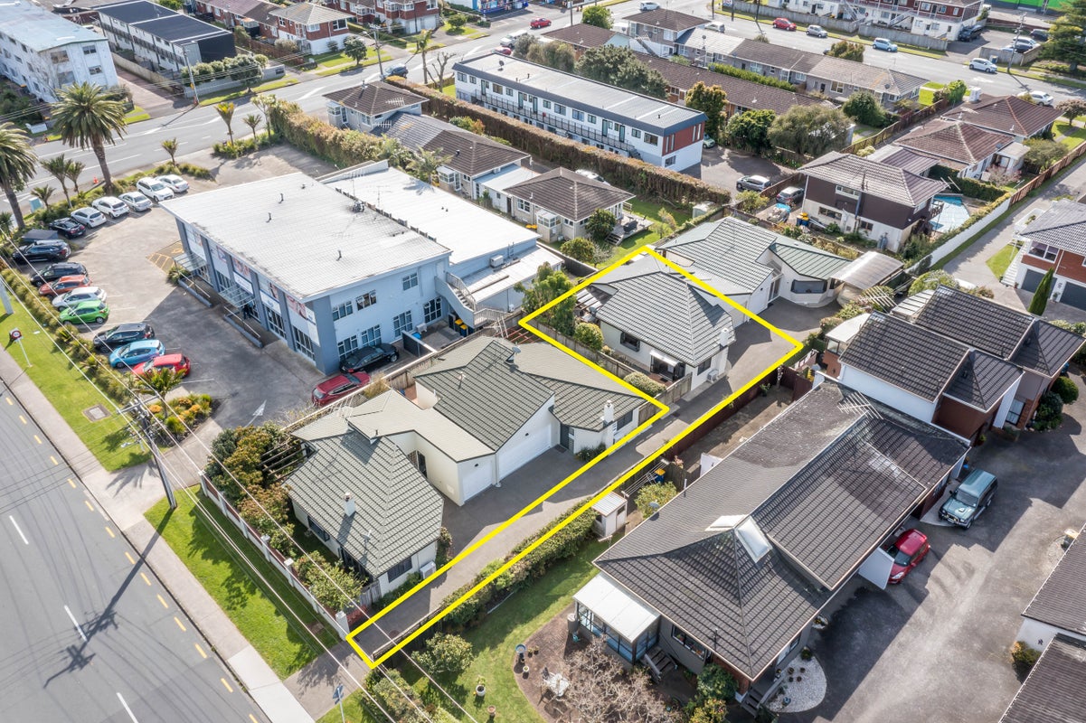 3/53 Anzac Road, Browns Bay, Auckland - Carousel 1