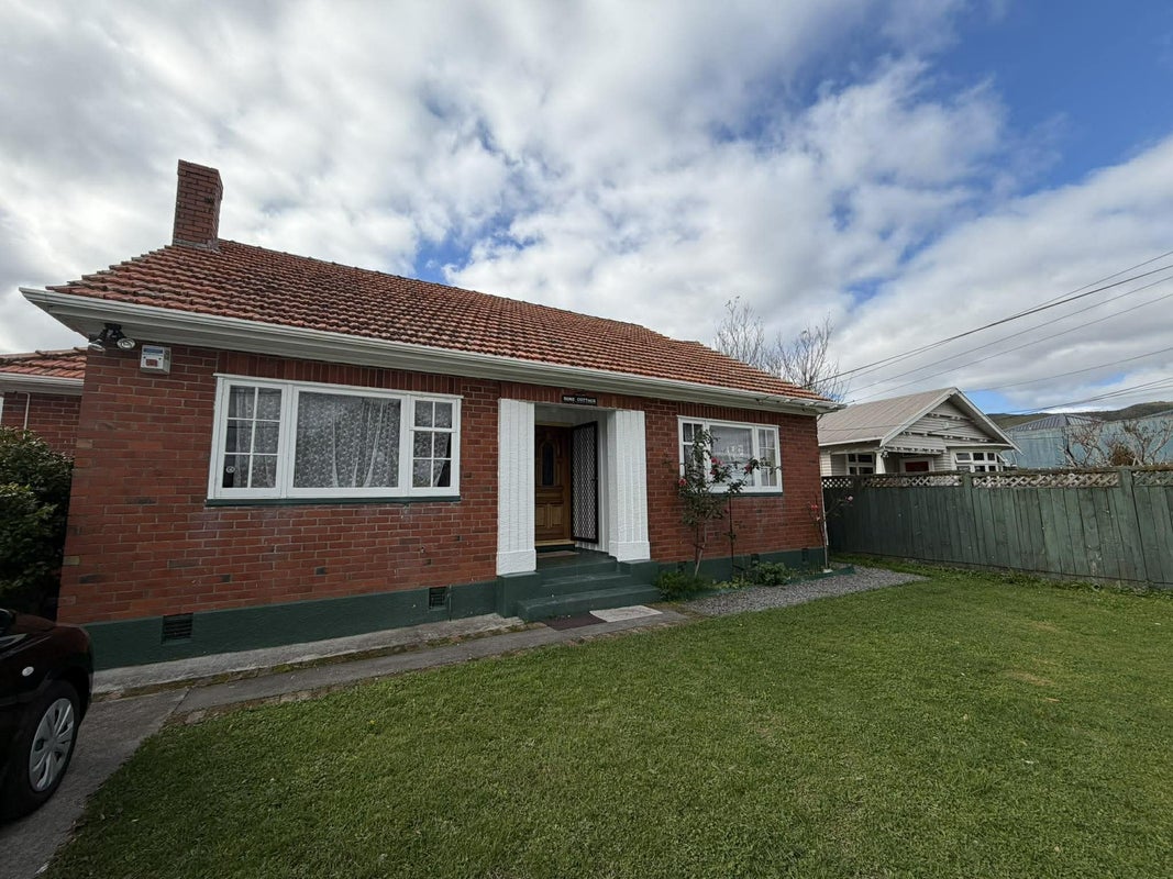 9A Birch Street, Hutt Central, Lower Hutt - Carousel 1