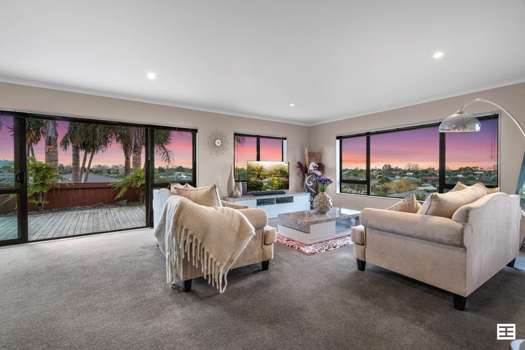 8 Siemonek Rise, Bethlehem, Tauranga - Carousel 2
