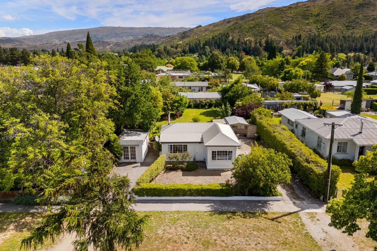 81 Sunderland Street, Clyde, Clyde - Carousel 2
