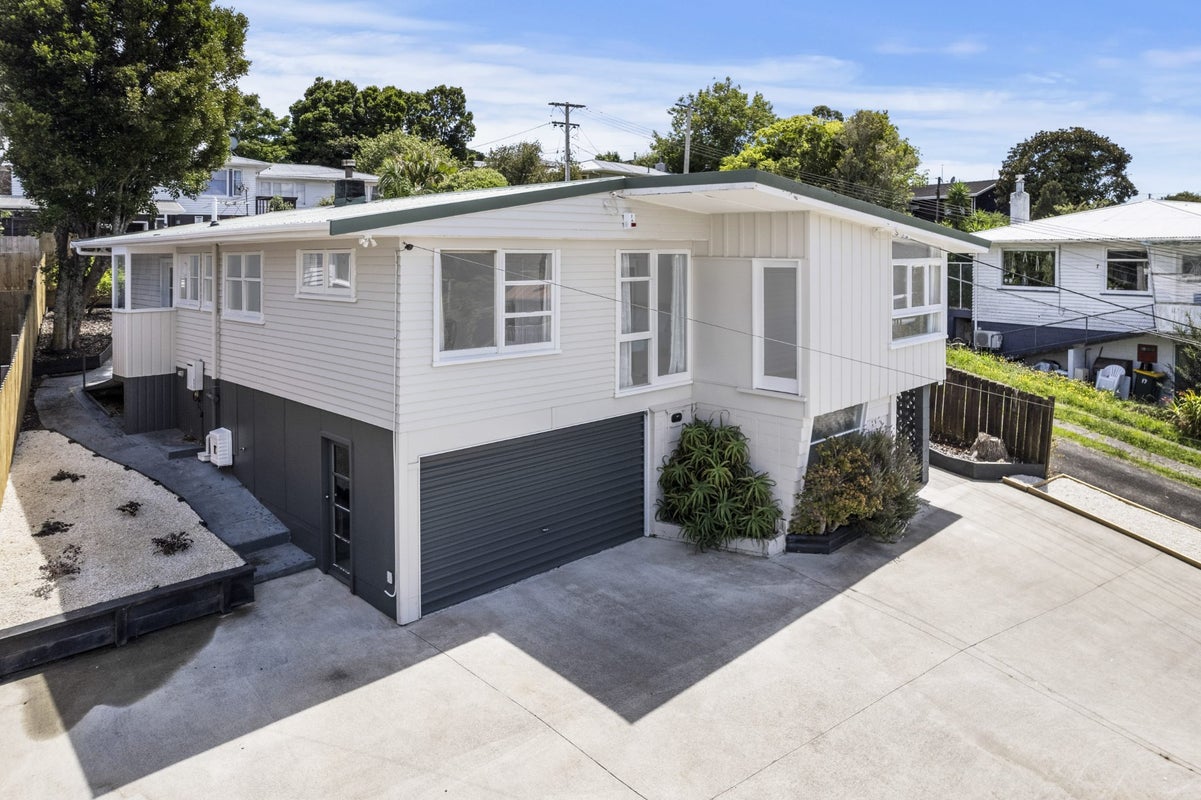 1/23 Park Road, Glenfield, Auckland - Carousel 1