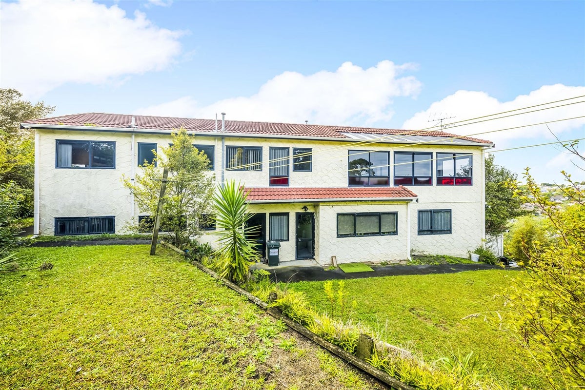28 Ronald Macken Place, Windsor Park, Auckland - Carousel 1