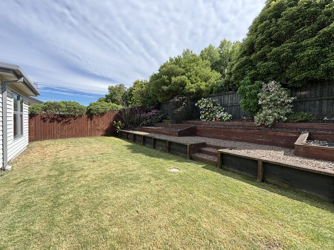 17 Davaar Crescent, Broomfield, Christchurch - Carousel 22