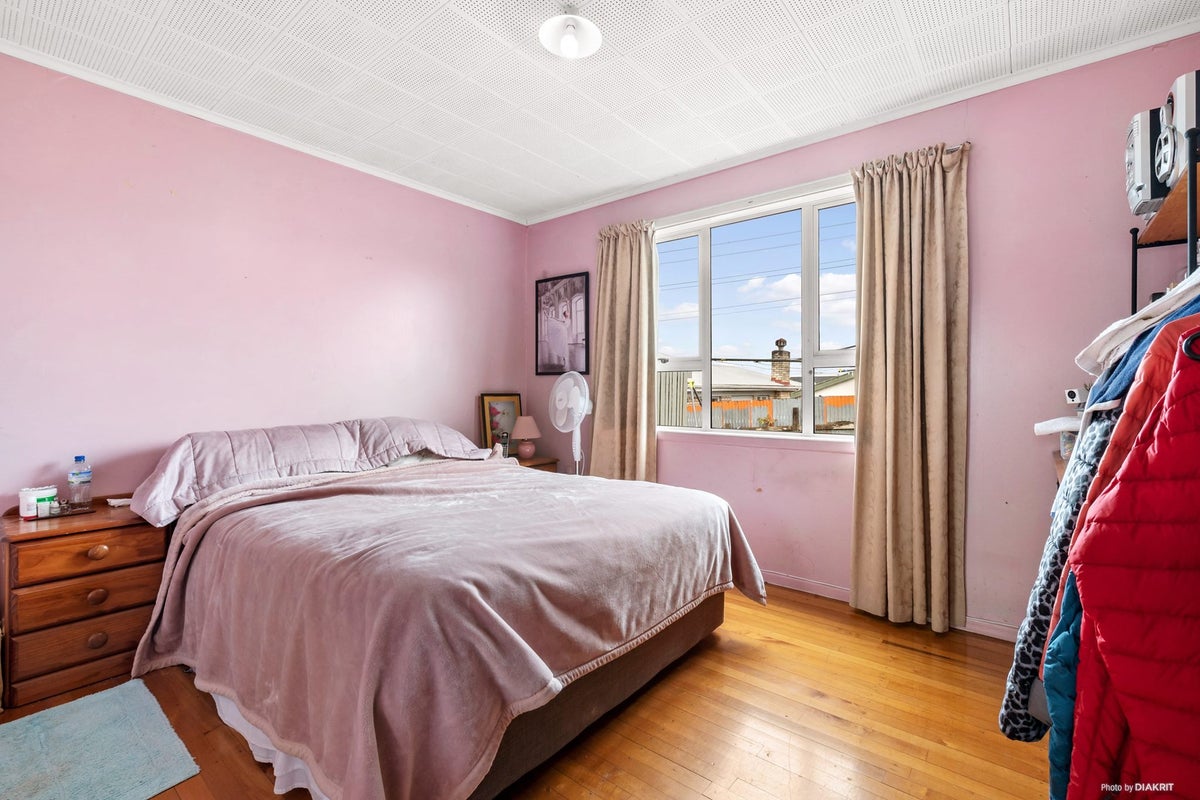 3/37 Takanini Road, Takanini, Auckland - Carousel 13