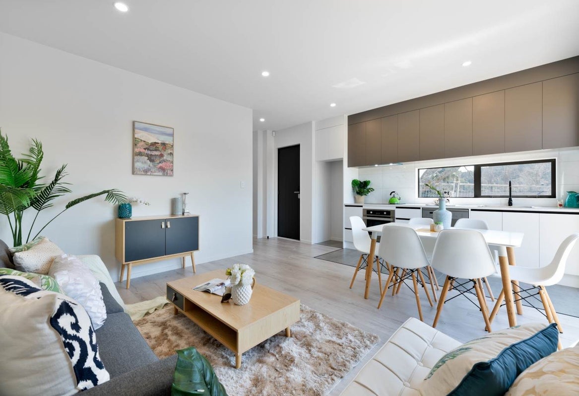 13D Ranch Avenue, Beach Haven, Auckland - Carousel 2