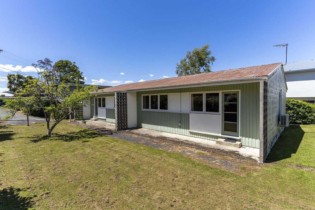 141A Shetland Street, Wakari, Dunedin - Carousel 1
