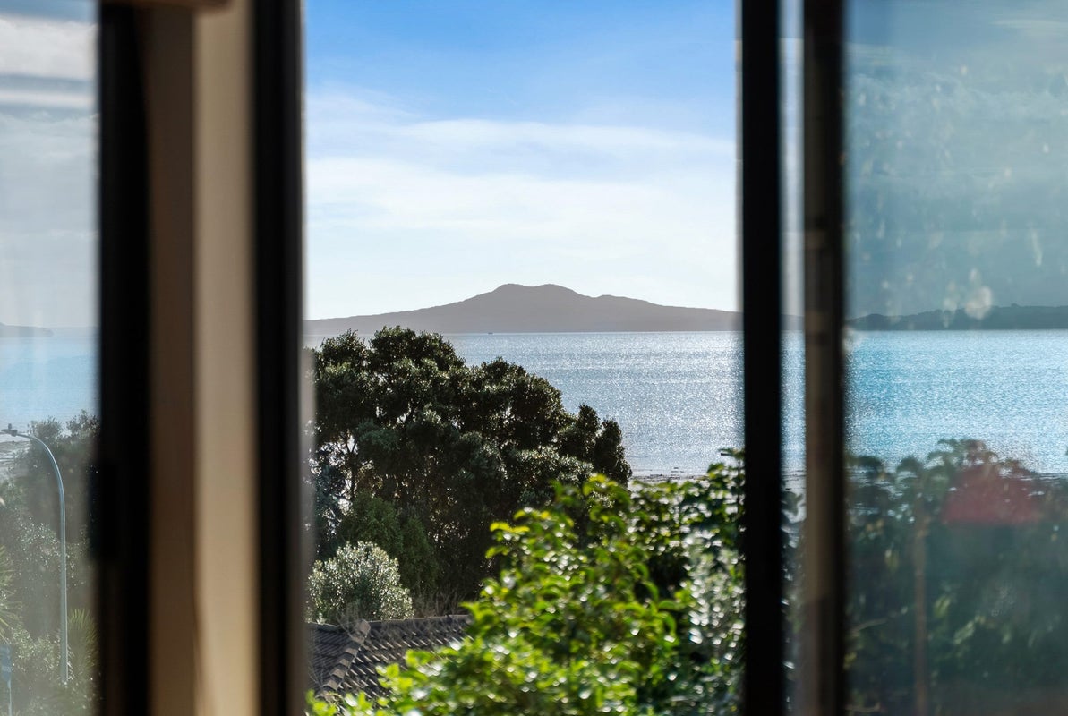 6 Campbell Road, Maraetai, Auckland - Carousel 2