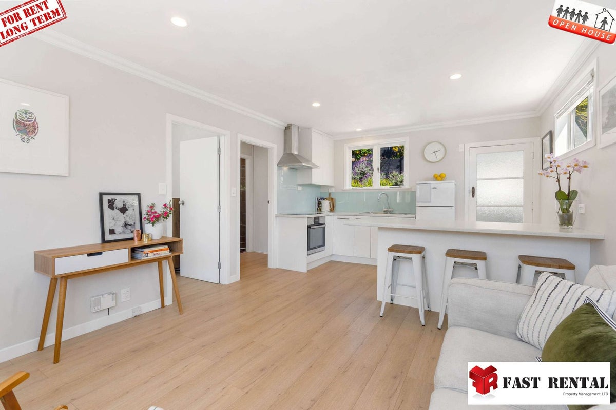 2/612 East Coast Road, Pinehill, Auckland - Carousel 2