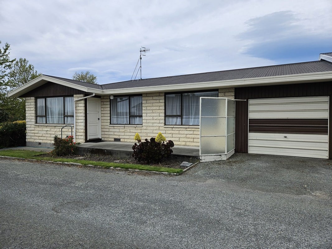 1/92 Avenue Road, West End, Timaru - Carousel 2