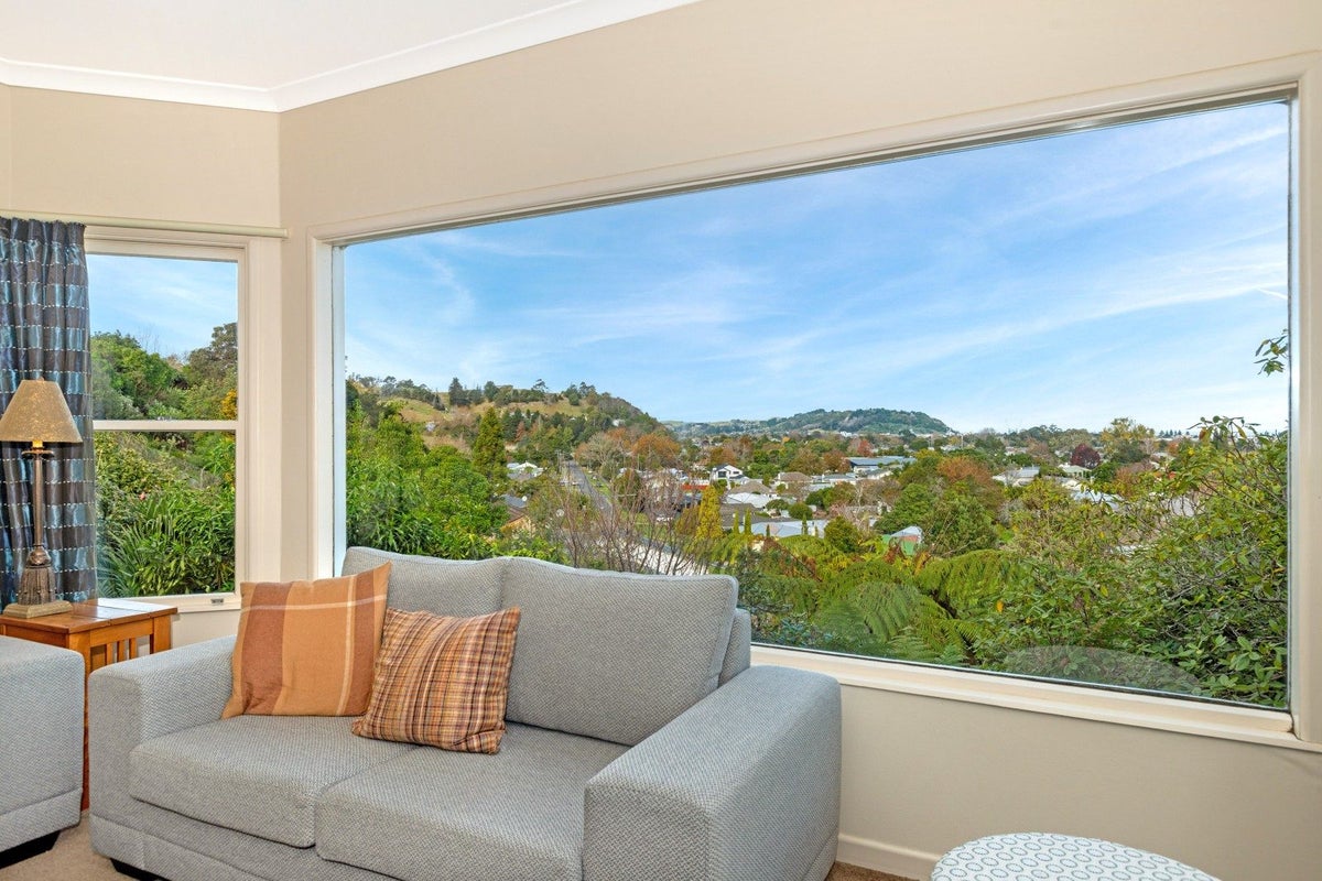 1 Belgium Terrace, Mangapapa, Gisborne - Carousel 23