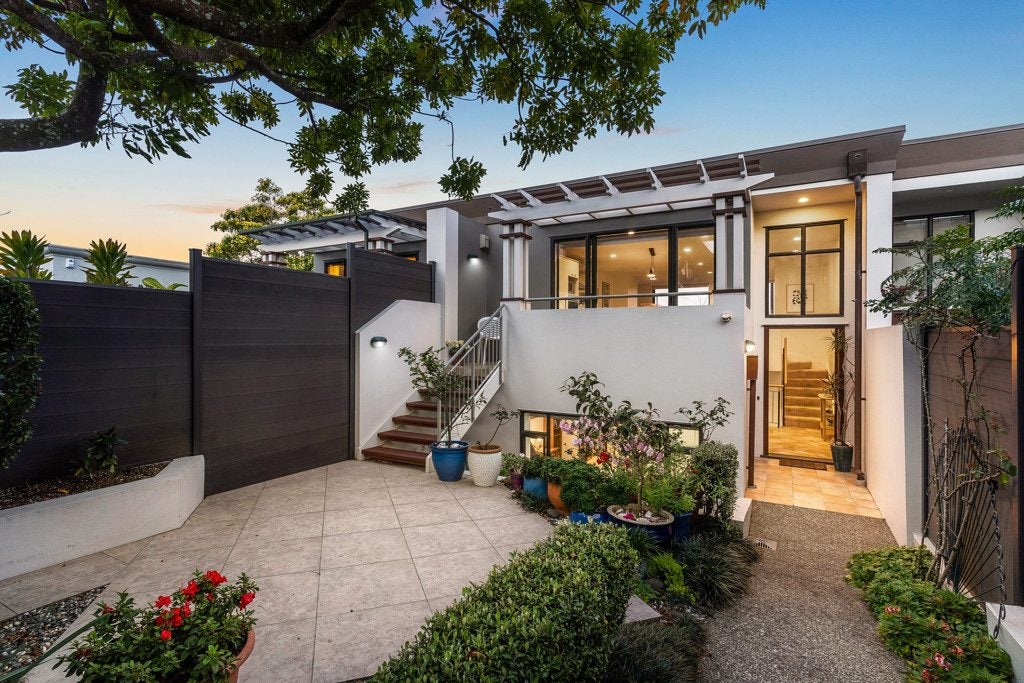 17 John Stokes Terrace, Remuera, Auckland - Carousel 1