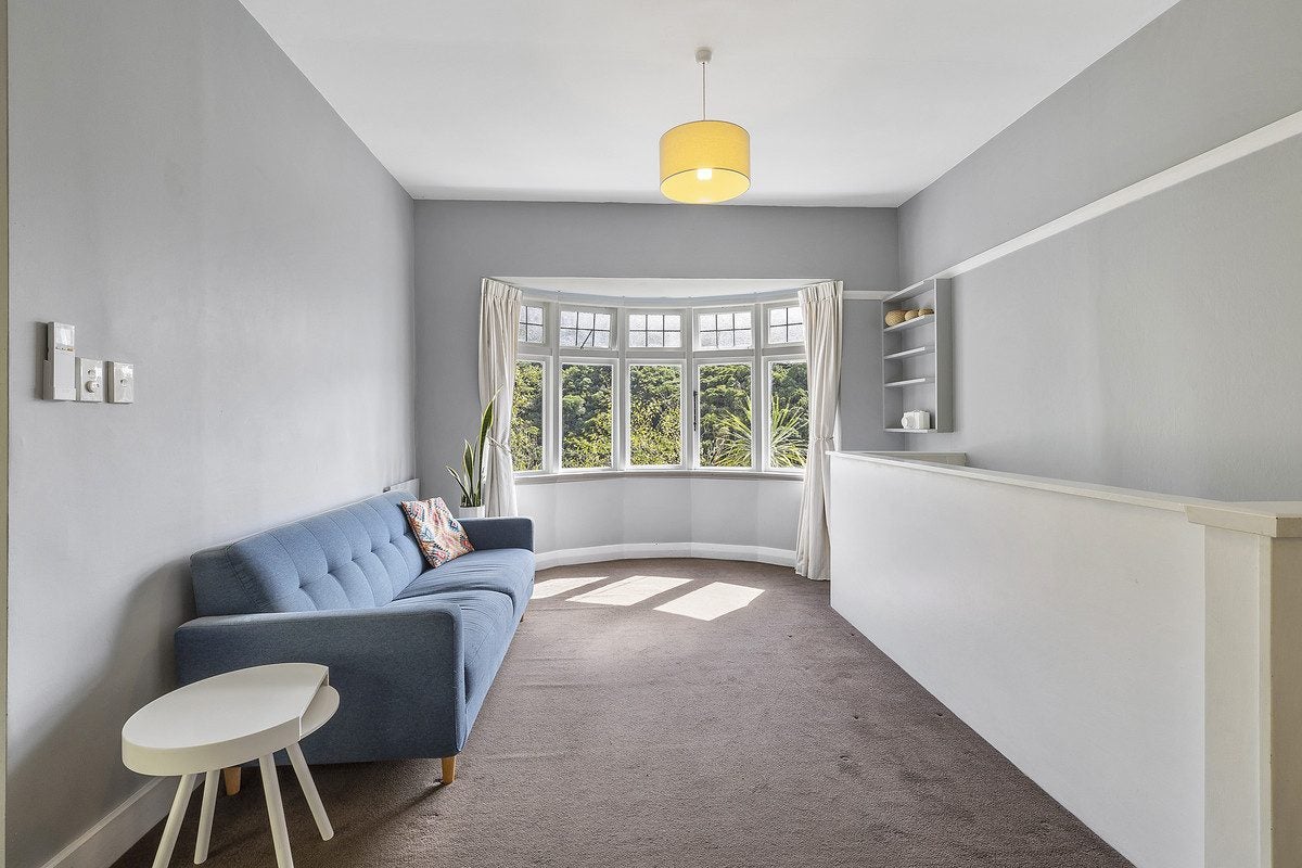 14 Mount Pleasant Road, Aro Valley, Wellington - Carousel 2